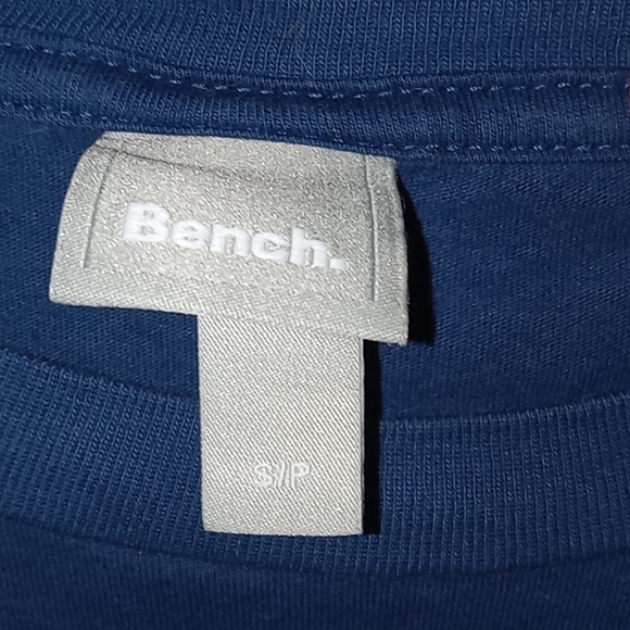 Bench Tshirt - Picture 2 of 4
